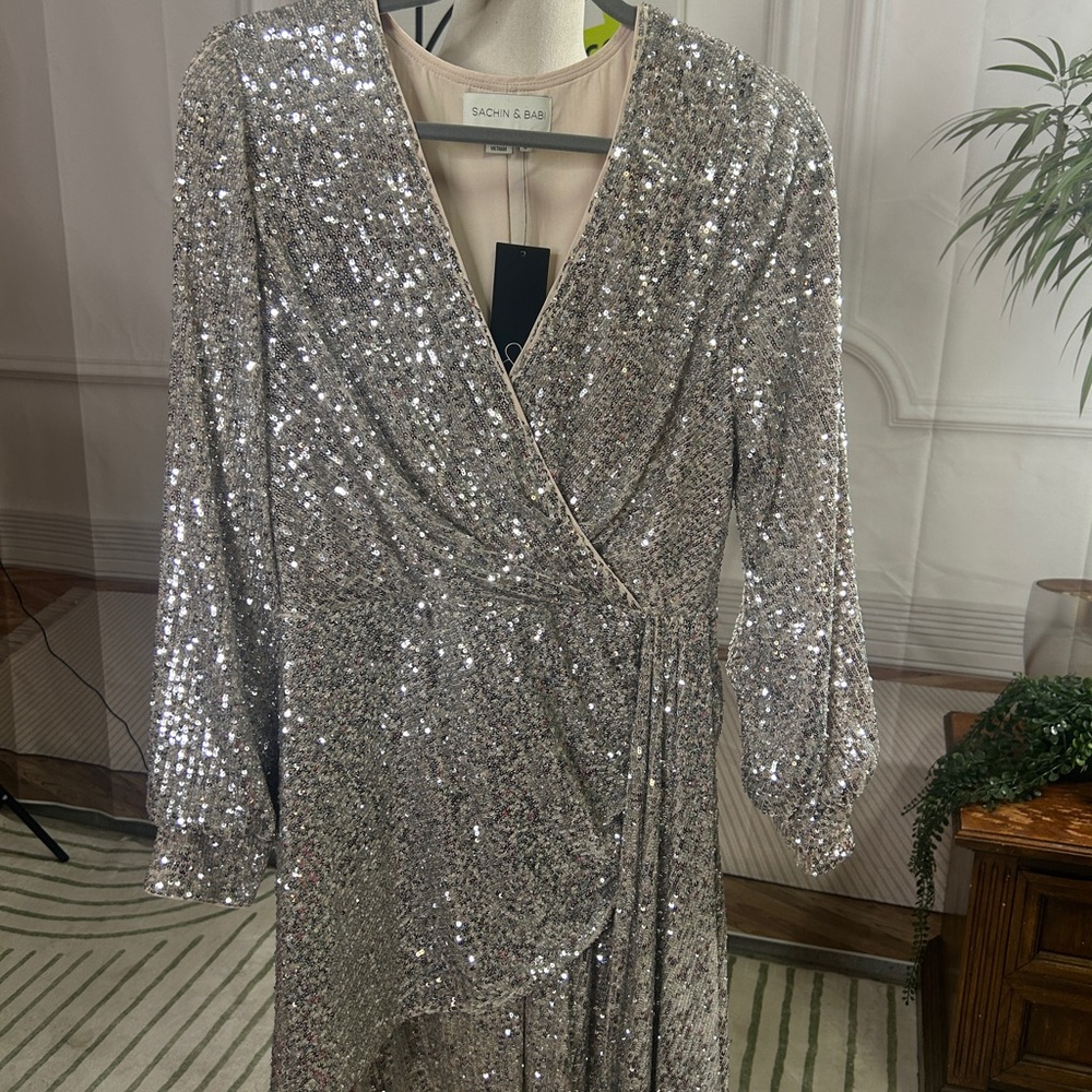 Sachin + Babi Silver Sequin Abigail Dress - Picture 2 of 6